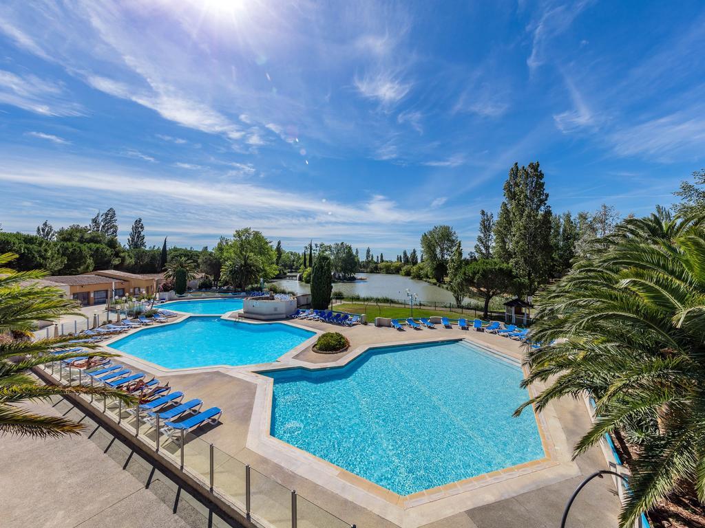 Apart-hotel Adonis By Olydea Arles